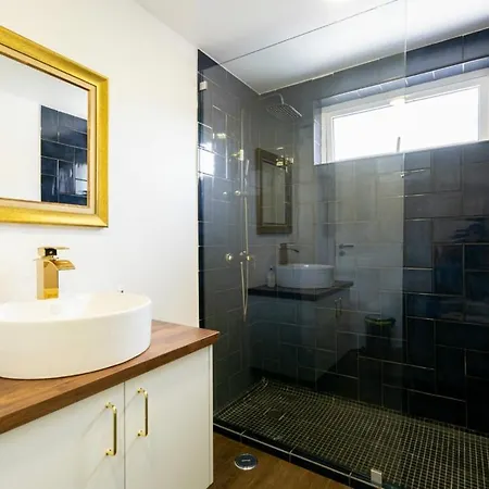 וילה House Deluxe *